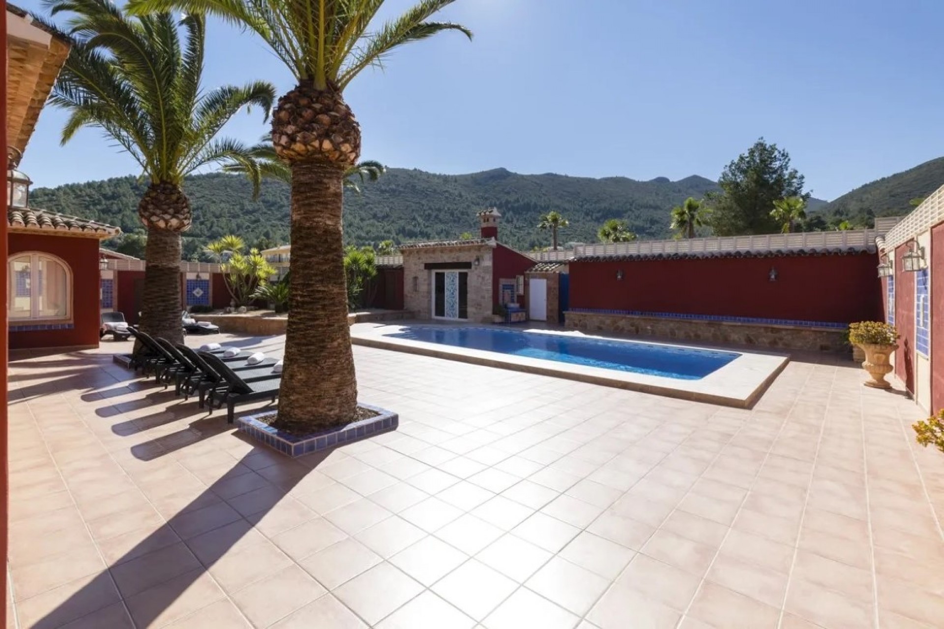 Resale - Villa -
Lliber