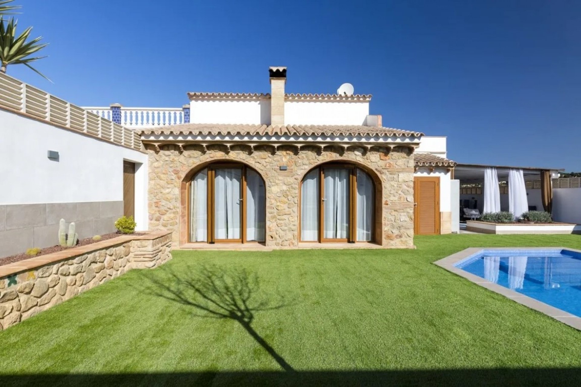 Resale - Villa -
Lliber