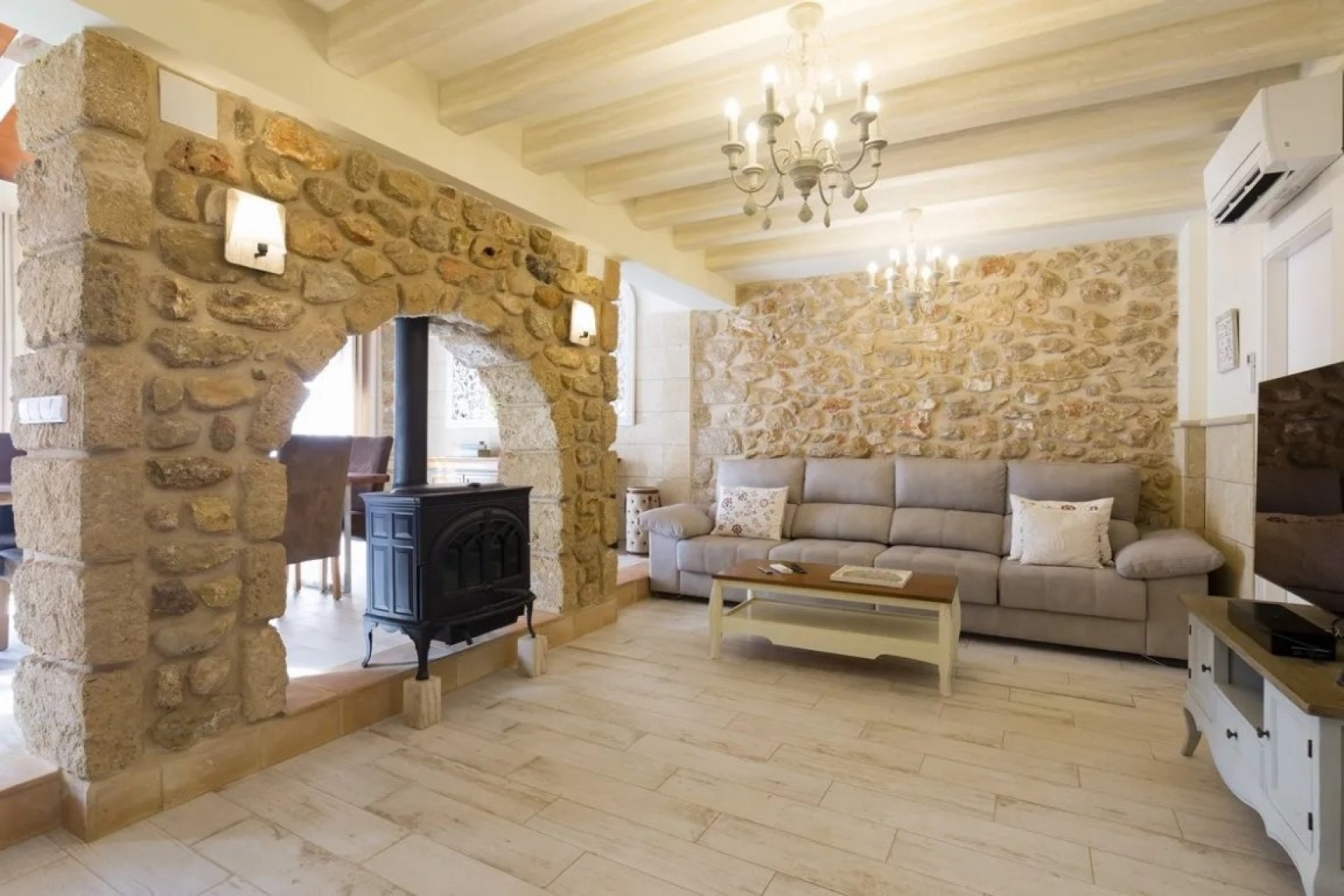 Resale - Villa -
Lliber