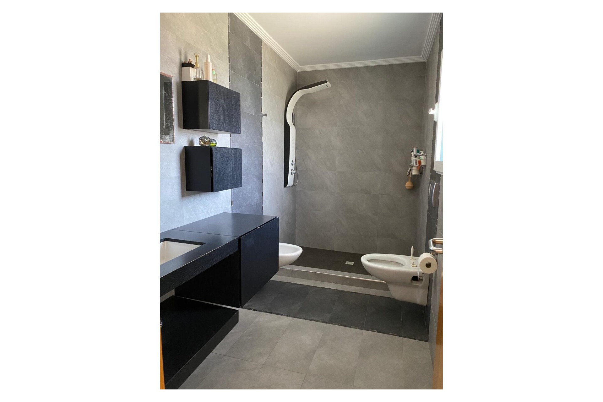 Resale - Villa -
Los Balcones
