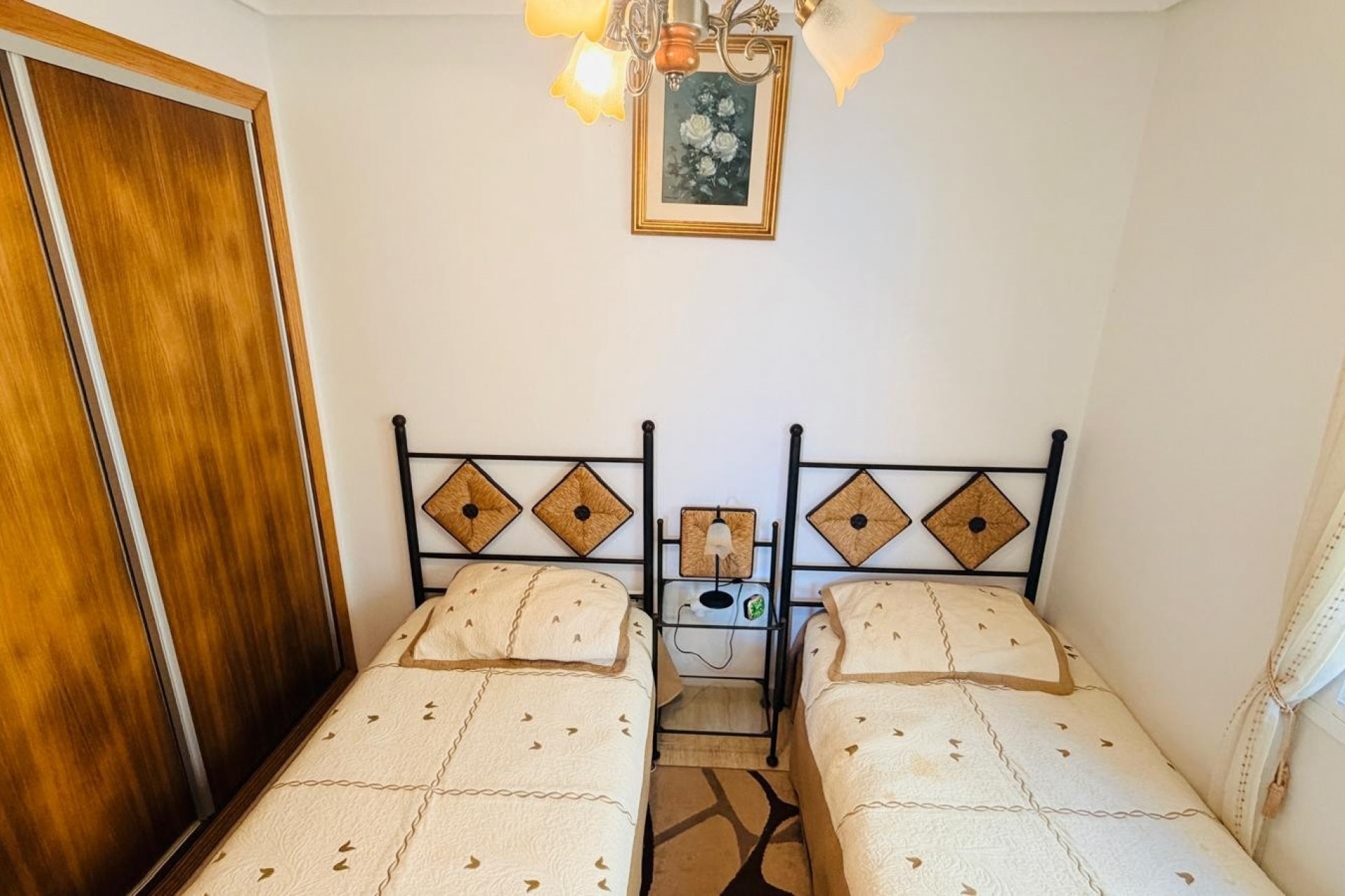 Resale - Villa -
Los Montesinos - La Herrada