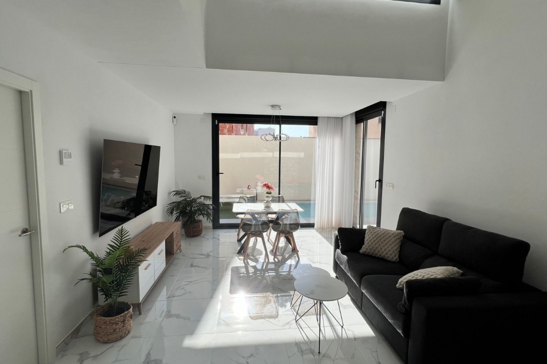 Resale - Villa -
Los Montesinos