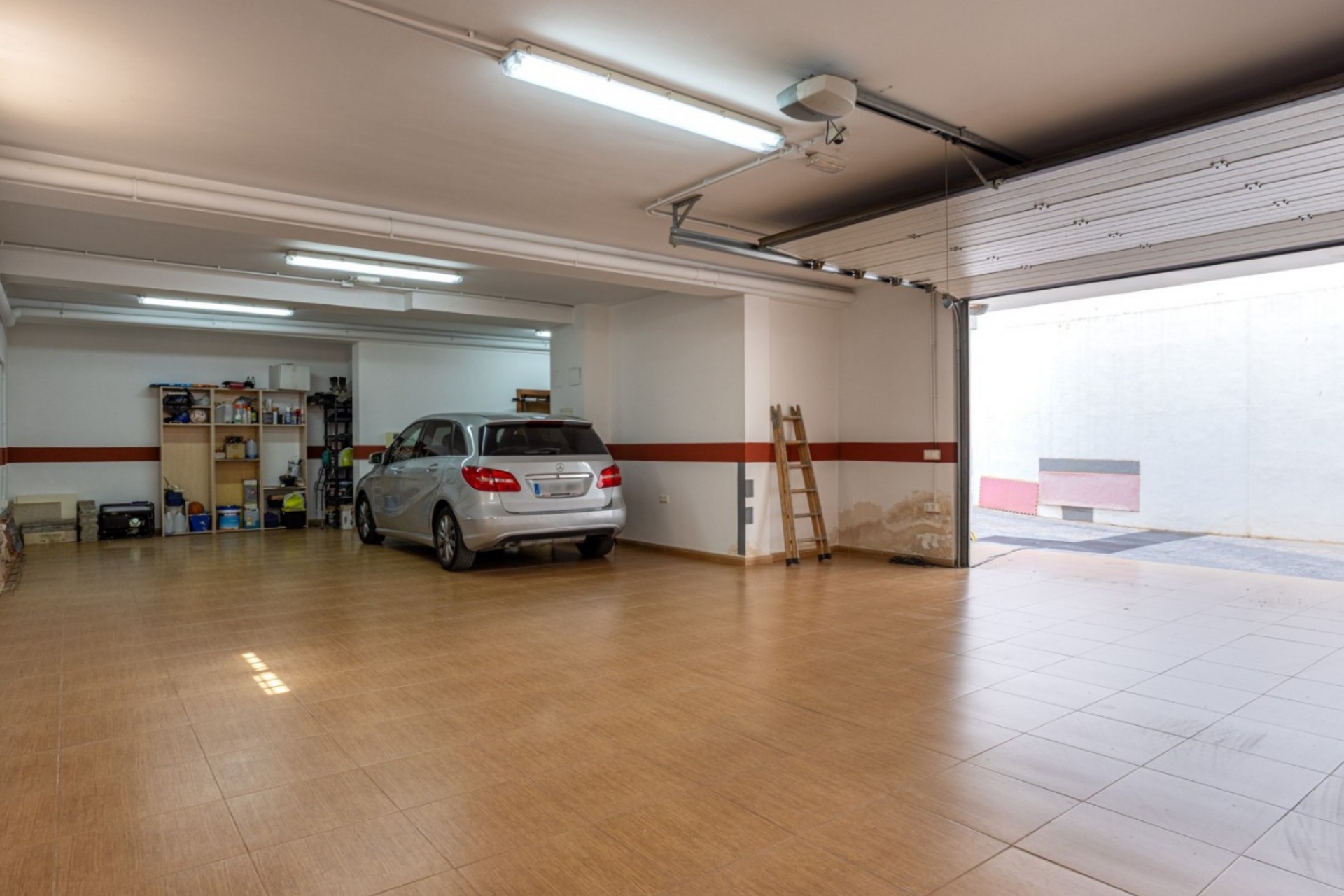 Resale - Villa -
Los Montesinos