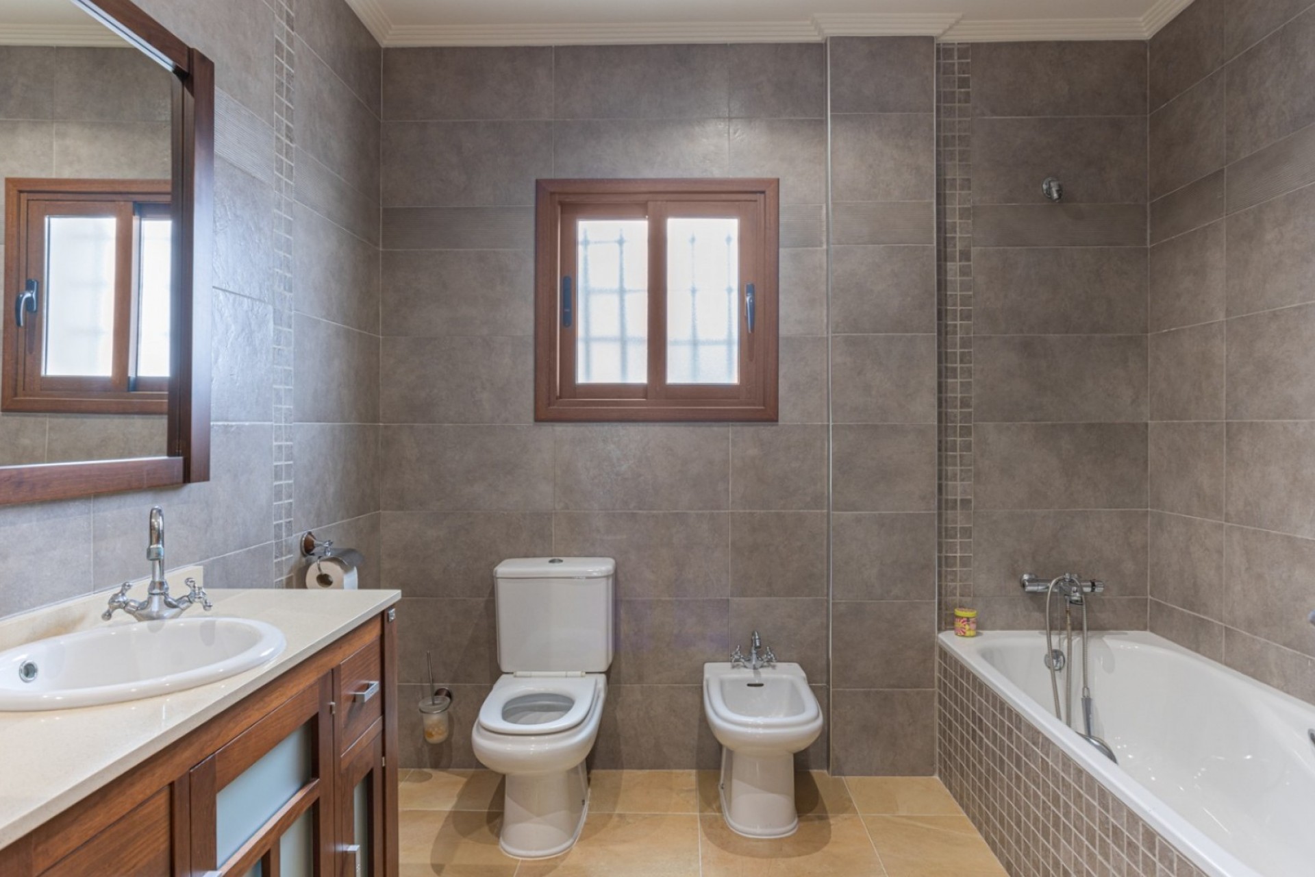 Resale - Villa -
Los Montesinos