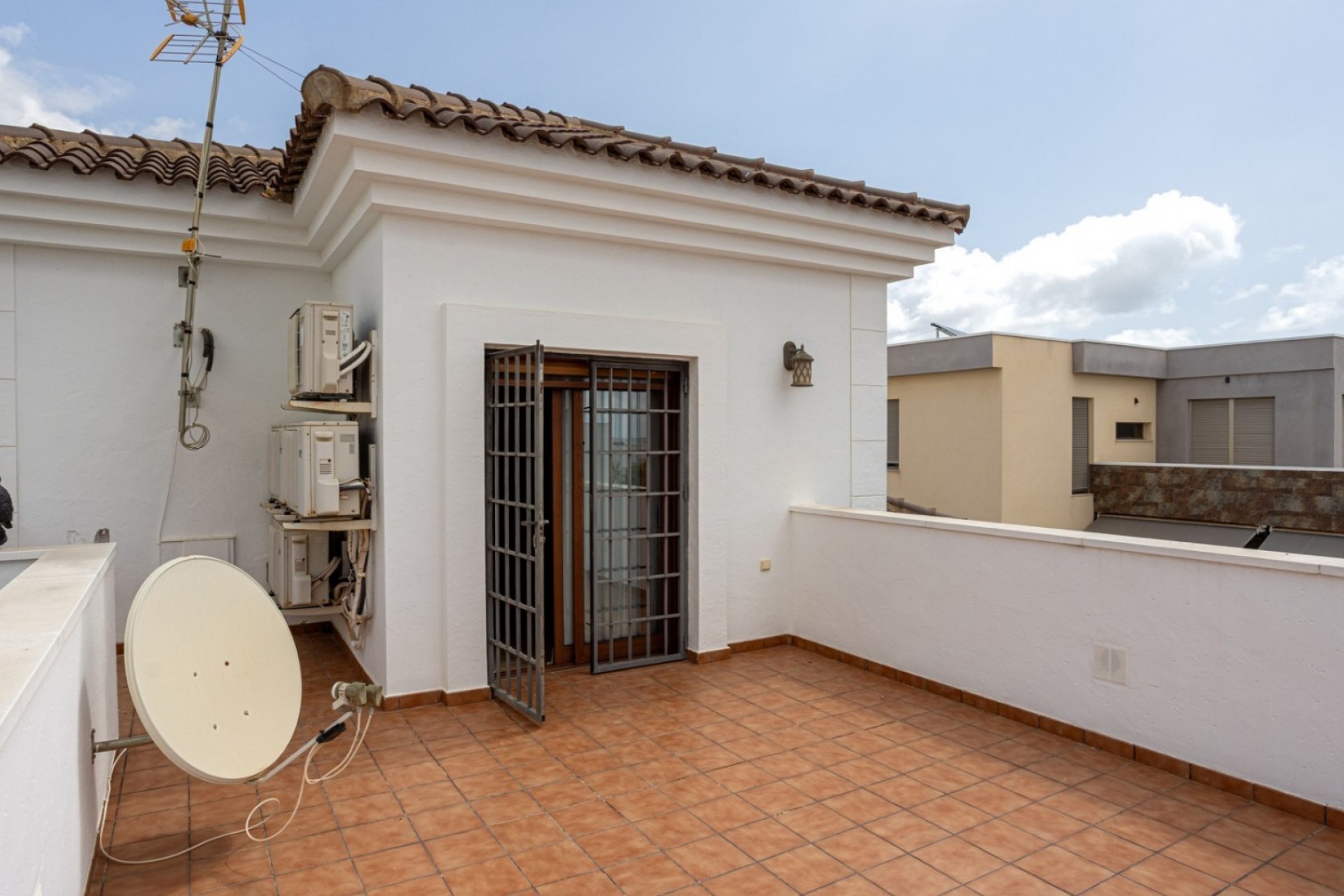 Resale - Villa -
Los Montesinos