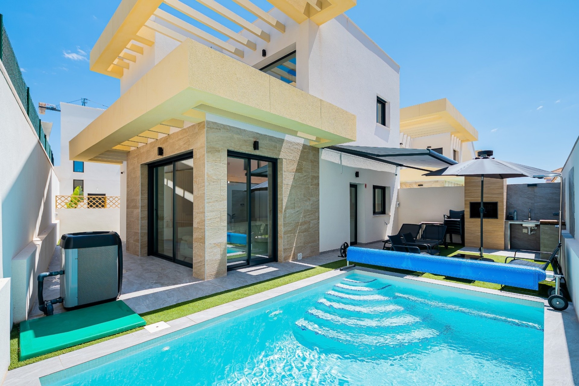 Resale - Villa -
Los Montesinos