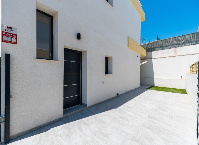 Resale - Villa -
Los Montesinos