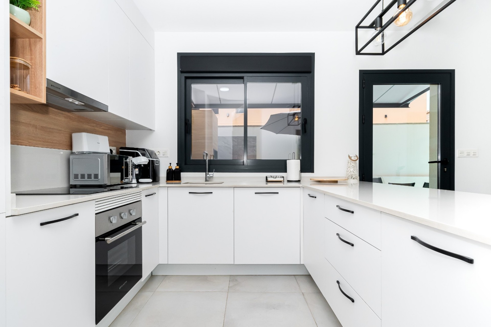 Resale - Villa -
Los Montesinos