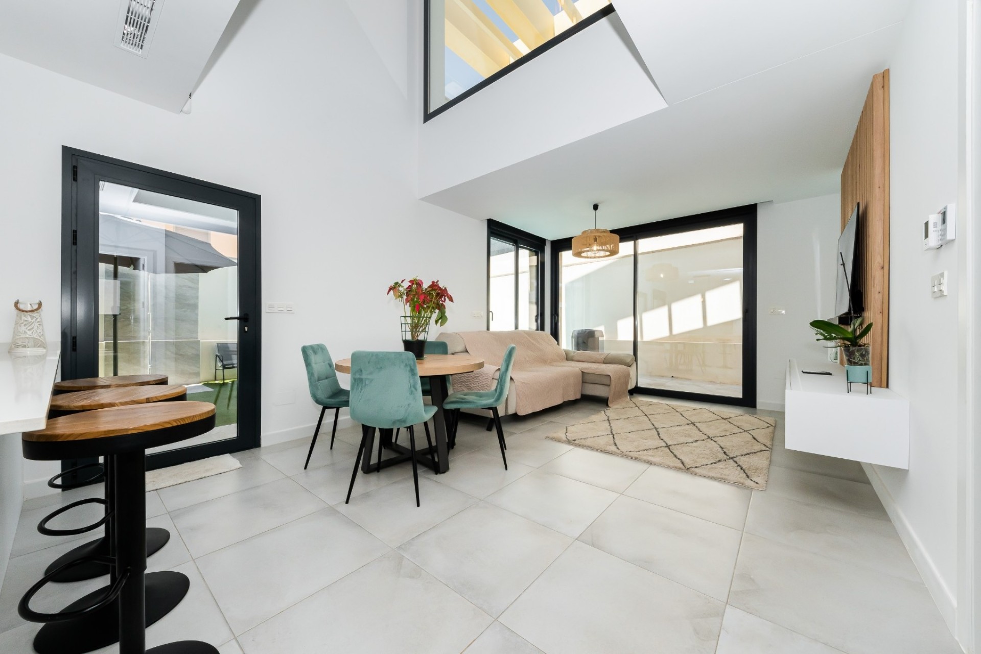 Resale - Villa -
Los Montesinos