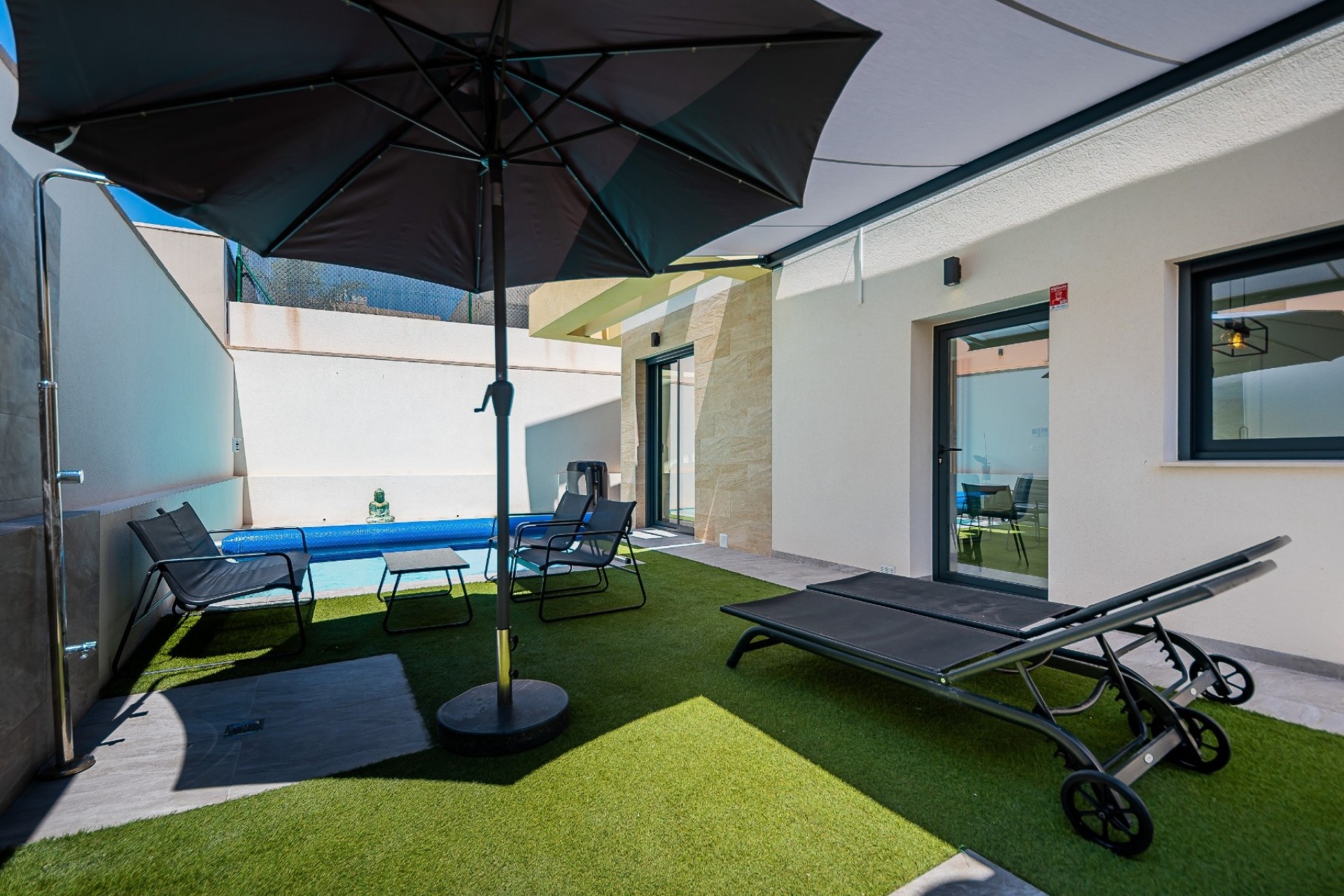 Resale - Villa -
Los Montesinos