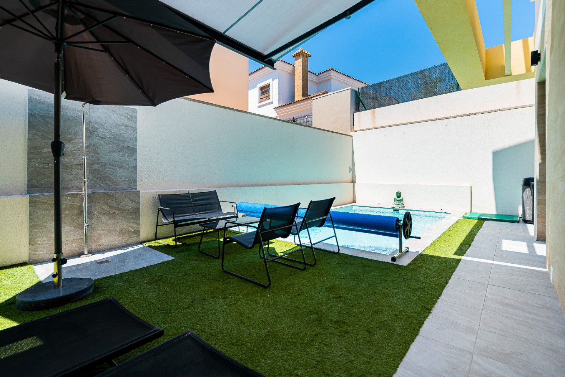 Resale - Villa -
Los Montesinos
