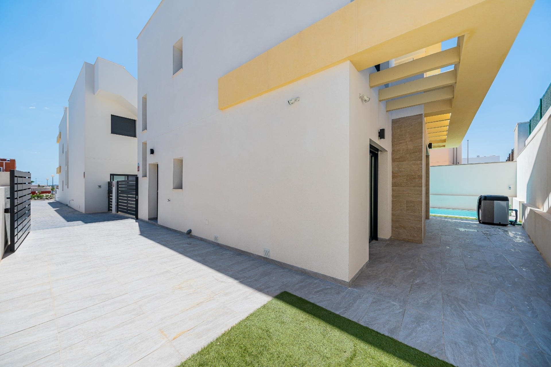 Resale - Villa -
Los Montesinos