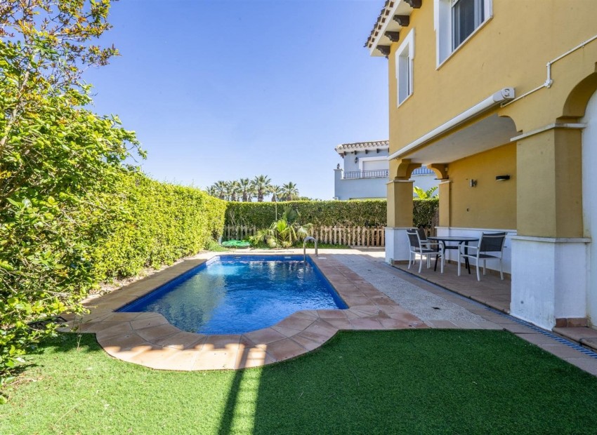 Resale - Villa -
Mar Menor Golf Resort