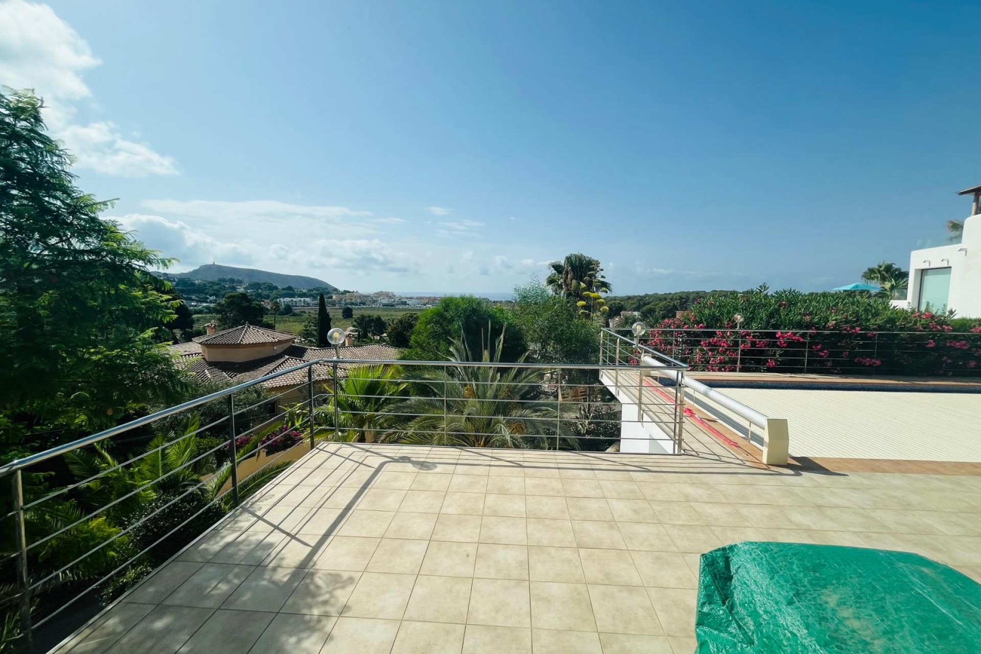 Resale - Villa -
Moraira - Benimeit - Tabaira