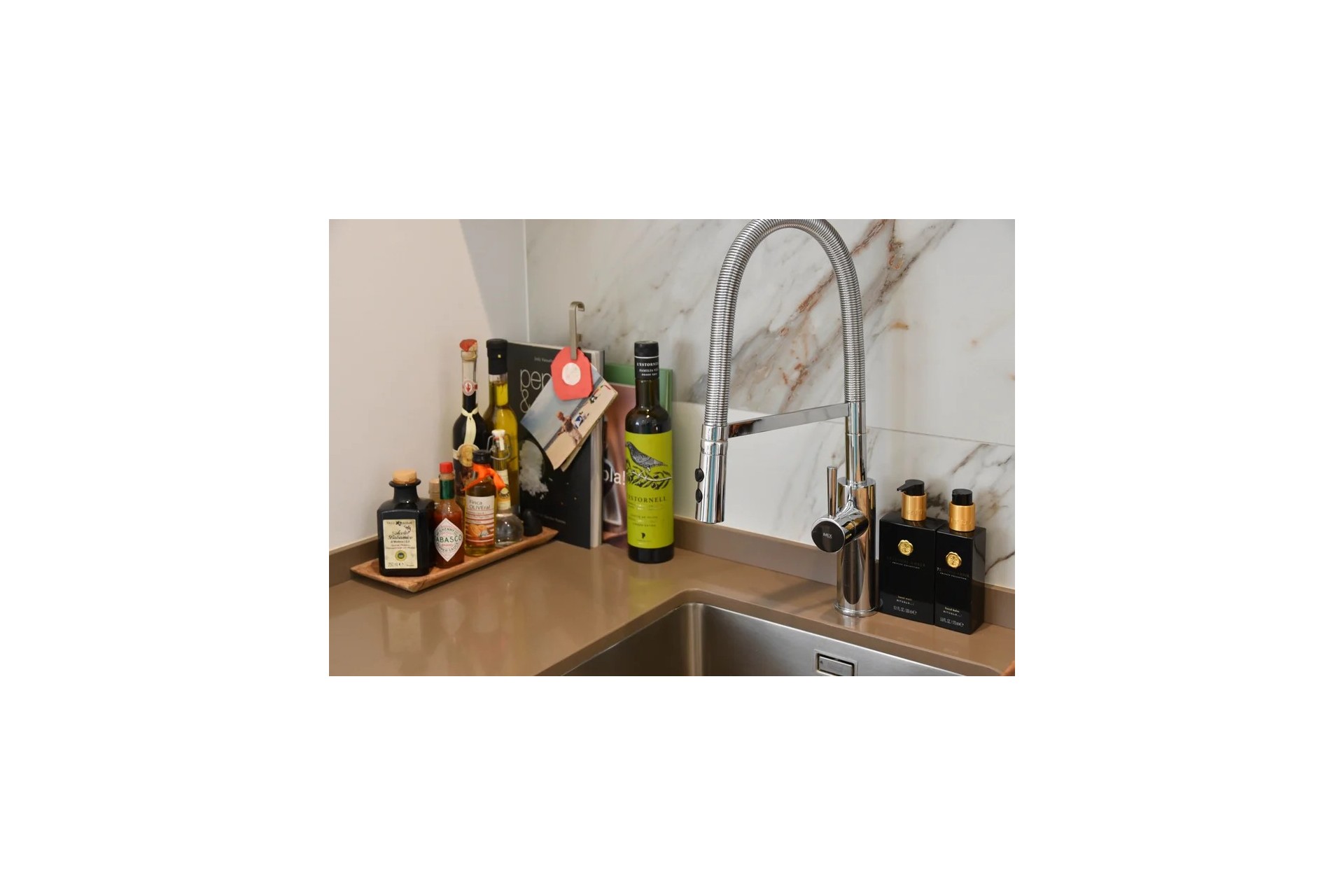 Resale - Villa -
Moraira - Benimeit - Tabaira