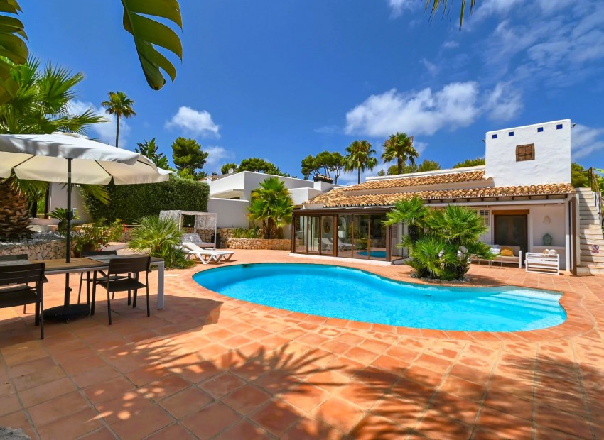 Resale - Villa -
Moraira - Benimeit - Tabaira