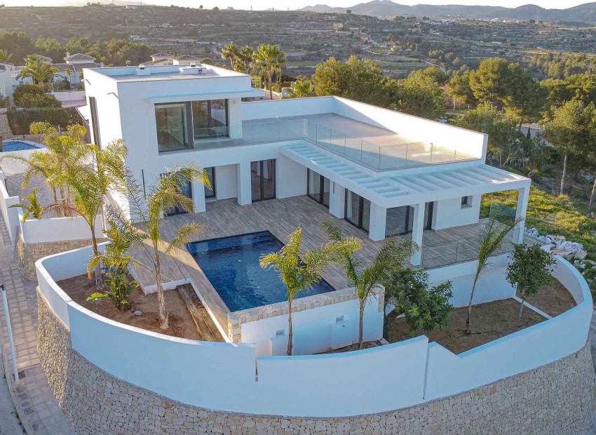 Resale - Villa -
Moraira - Benimeit