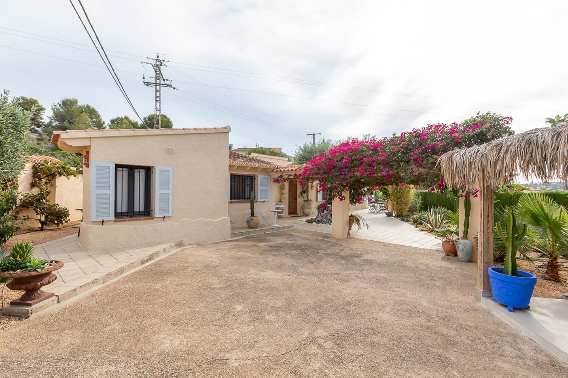 Resale - Villa -
Moraira - Paichi