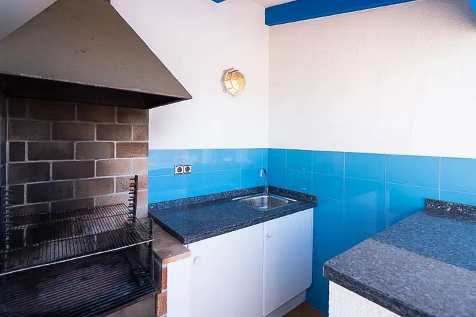 Resale - Villa -
Moraira - Paichi