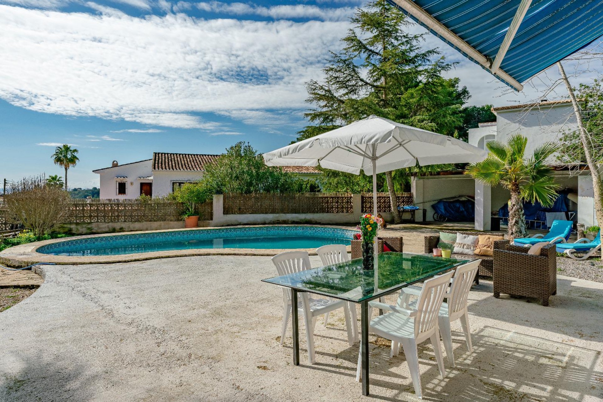 Resale - Villa -
Moraira - Paichi