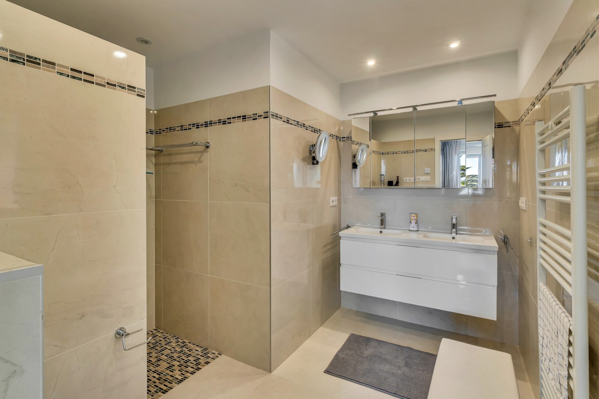 Resale - Villa -
Moraira - Pinar de l’Advocat
