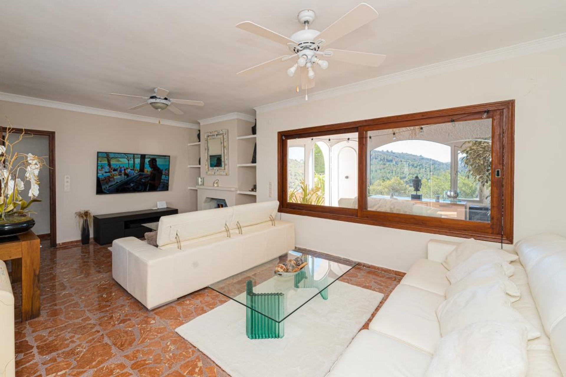 Resale - Villa -
Moraira