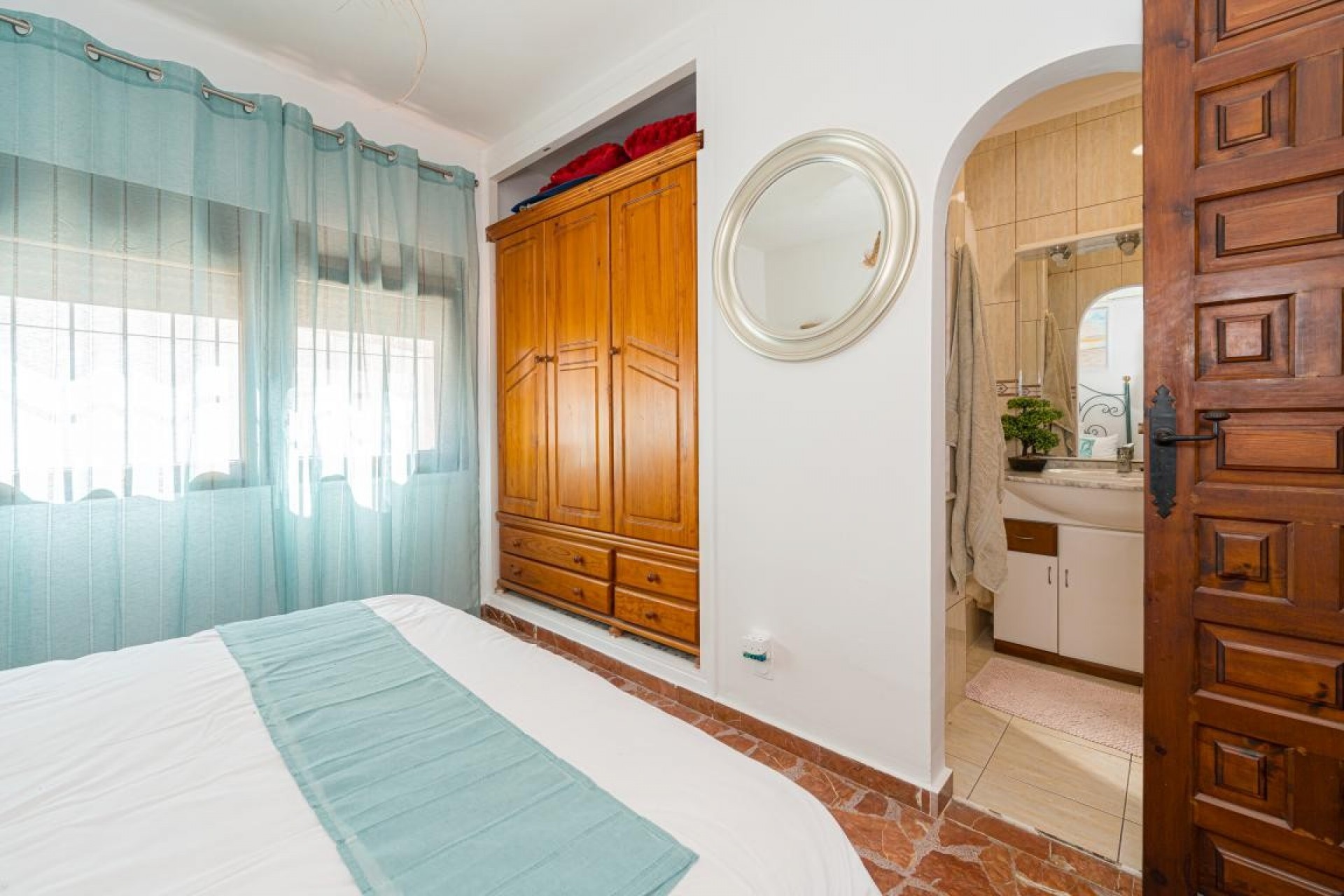 Resale - Villa -
Moraira