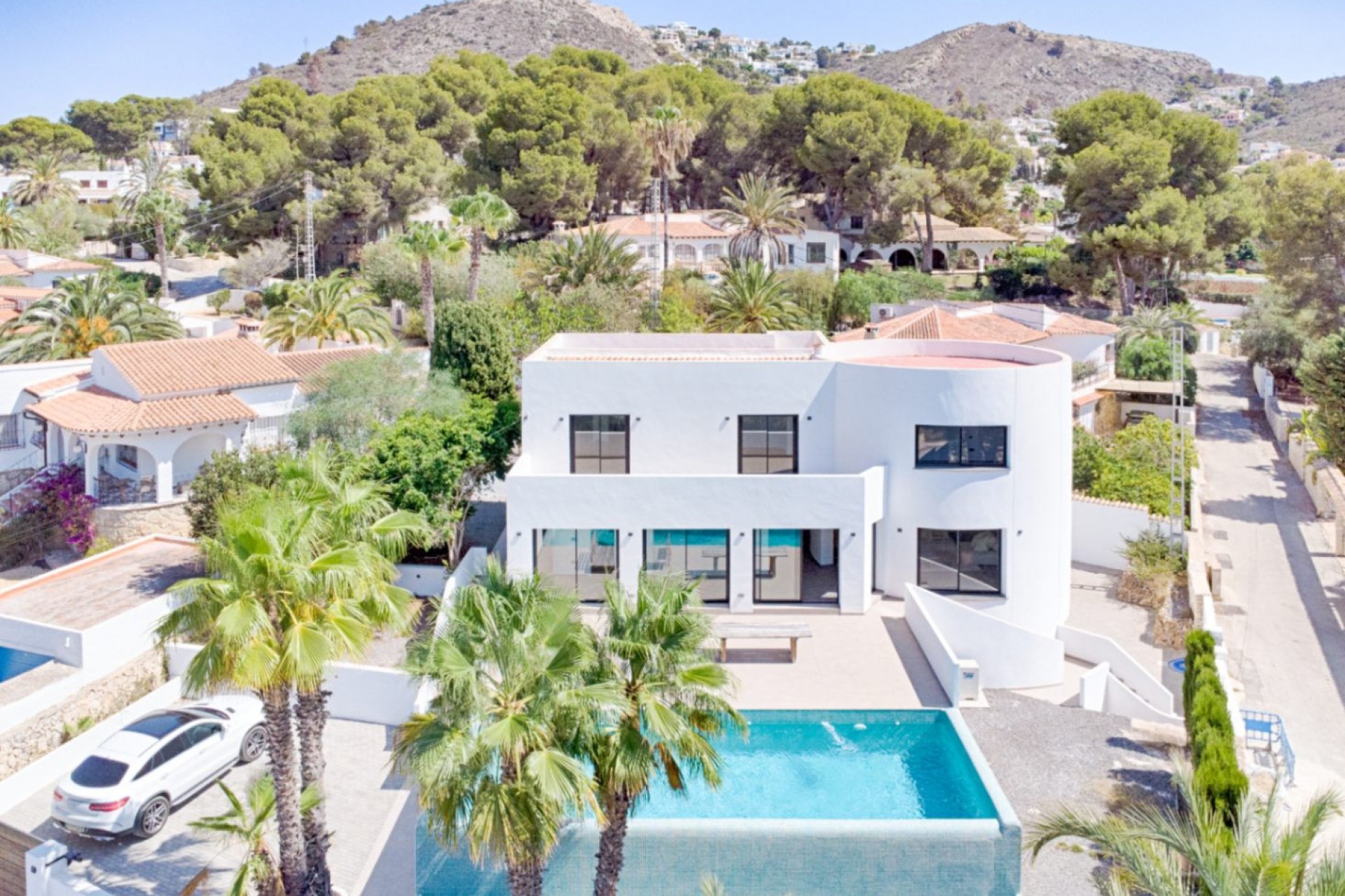 Resale - Villa -
Moraira