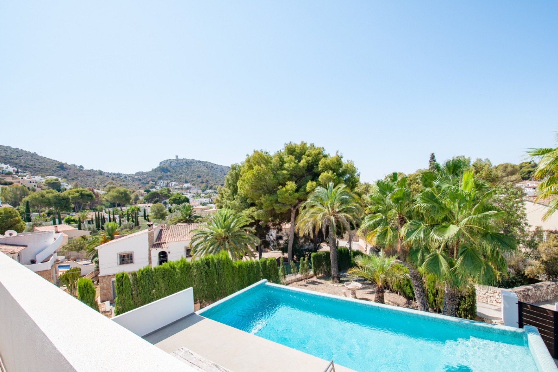 Resale - Villa -
Moraira