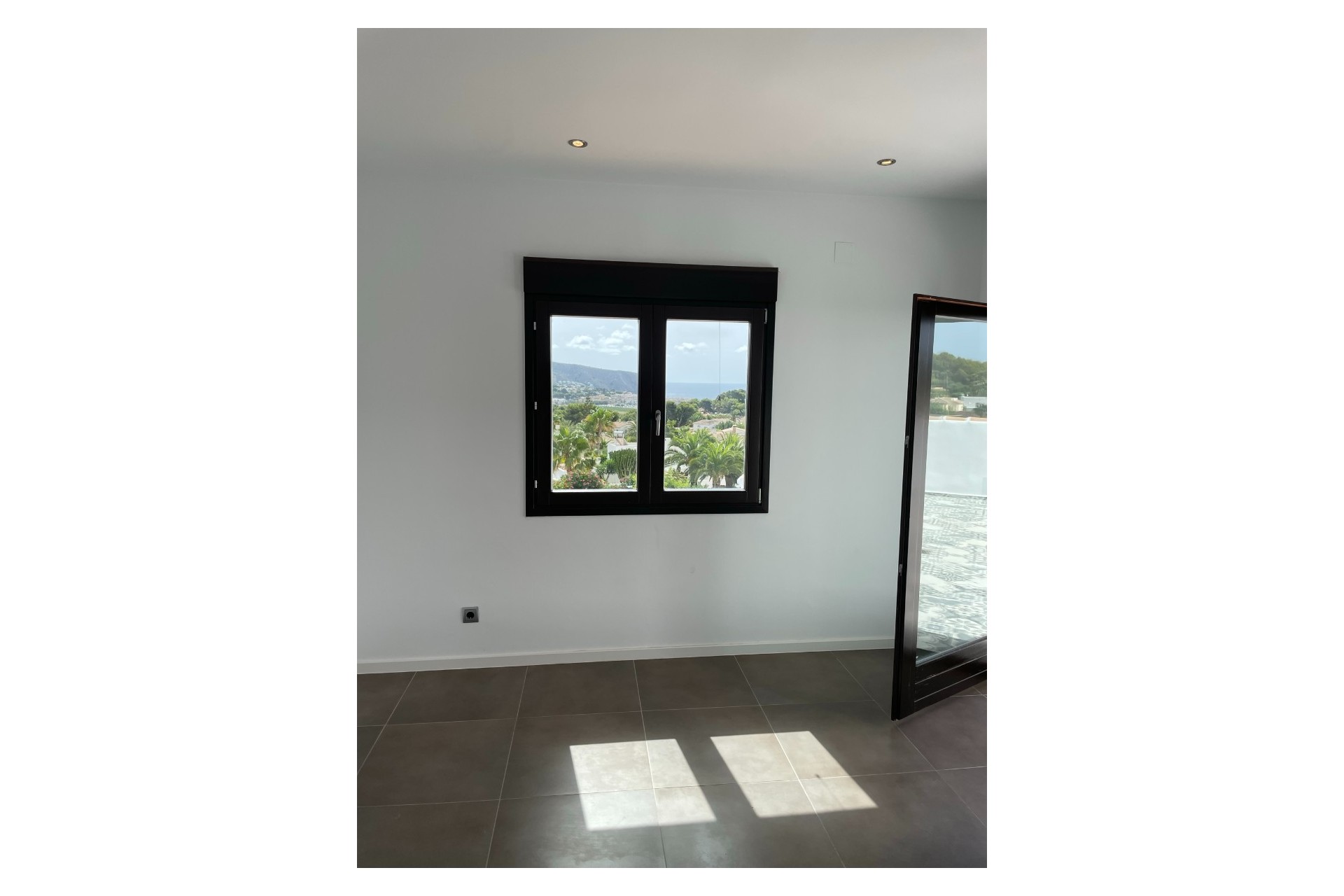 Resale - Villa -
Moraira