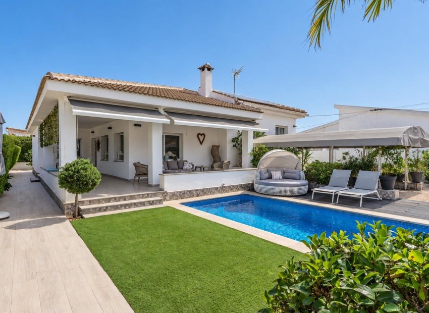 Resale - Villa -
Murcia - Mar de Cristal