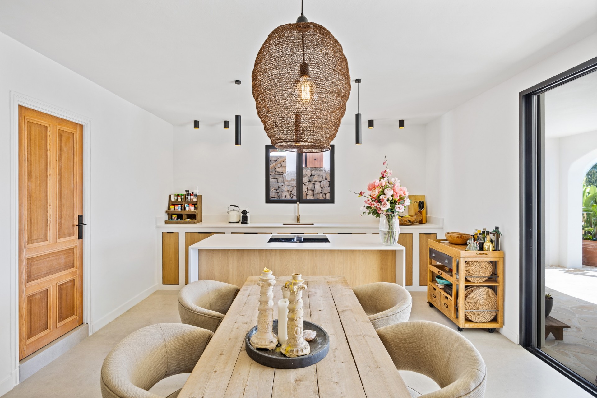 Resale - Villa -
Oliva - Oliva Pueblo