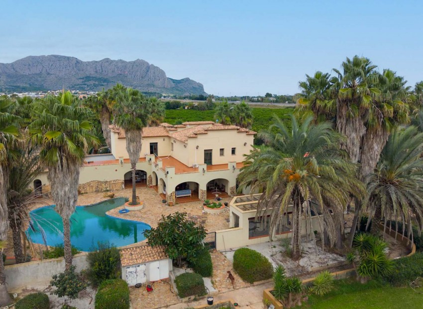 Resale - Villa -
Ondara