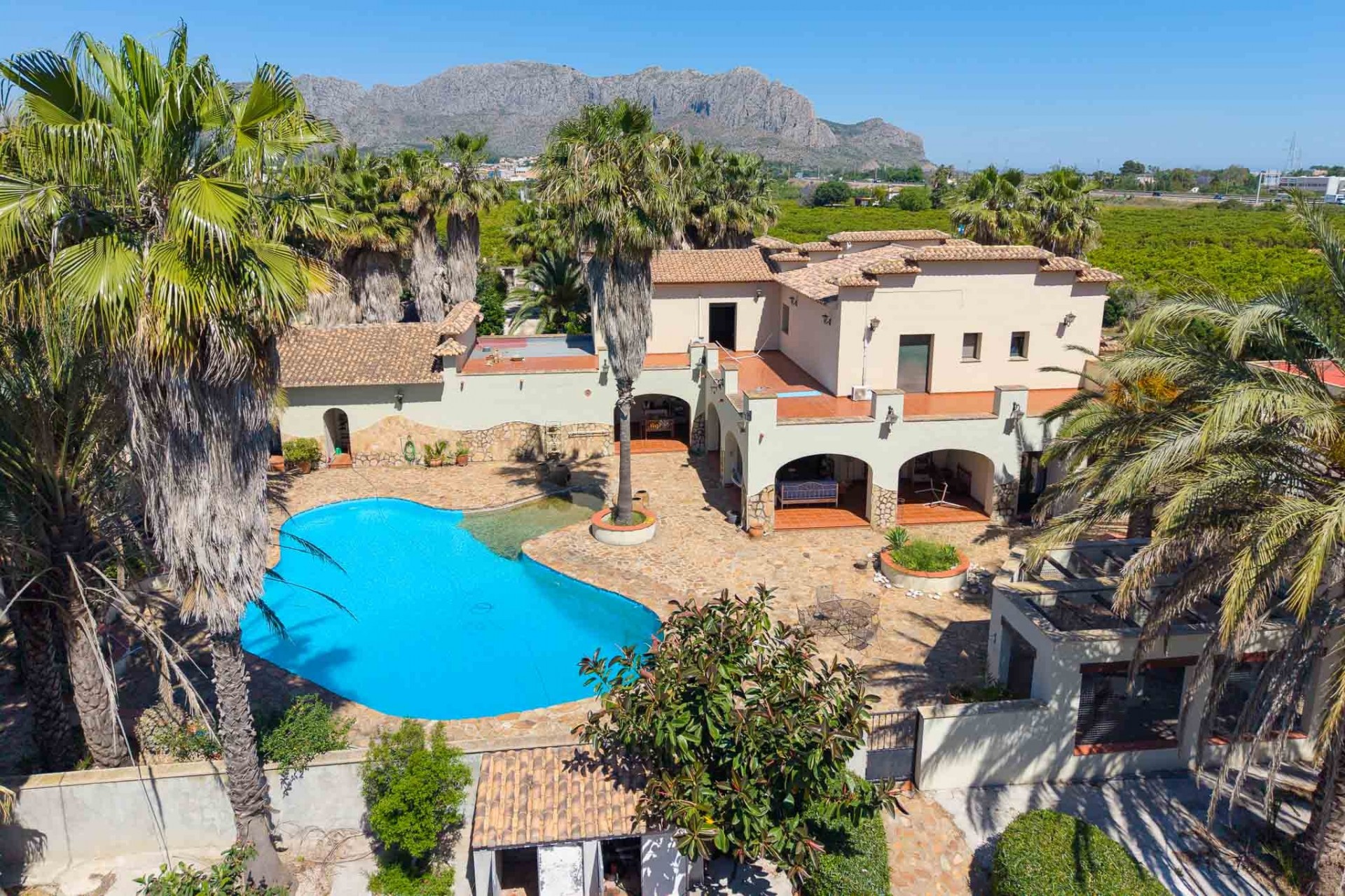 Resale - Villa -
Ondara