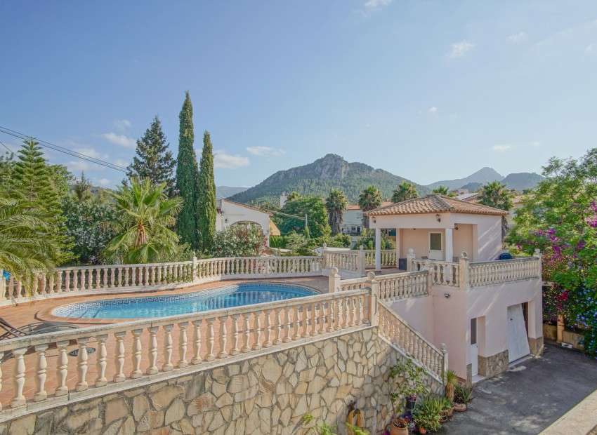 Resale - Villa -
Orba - Aspre