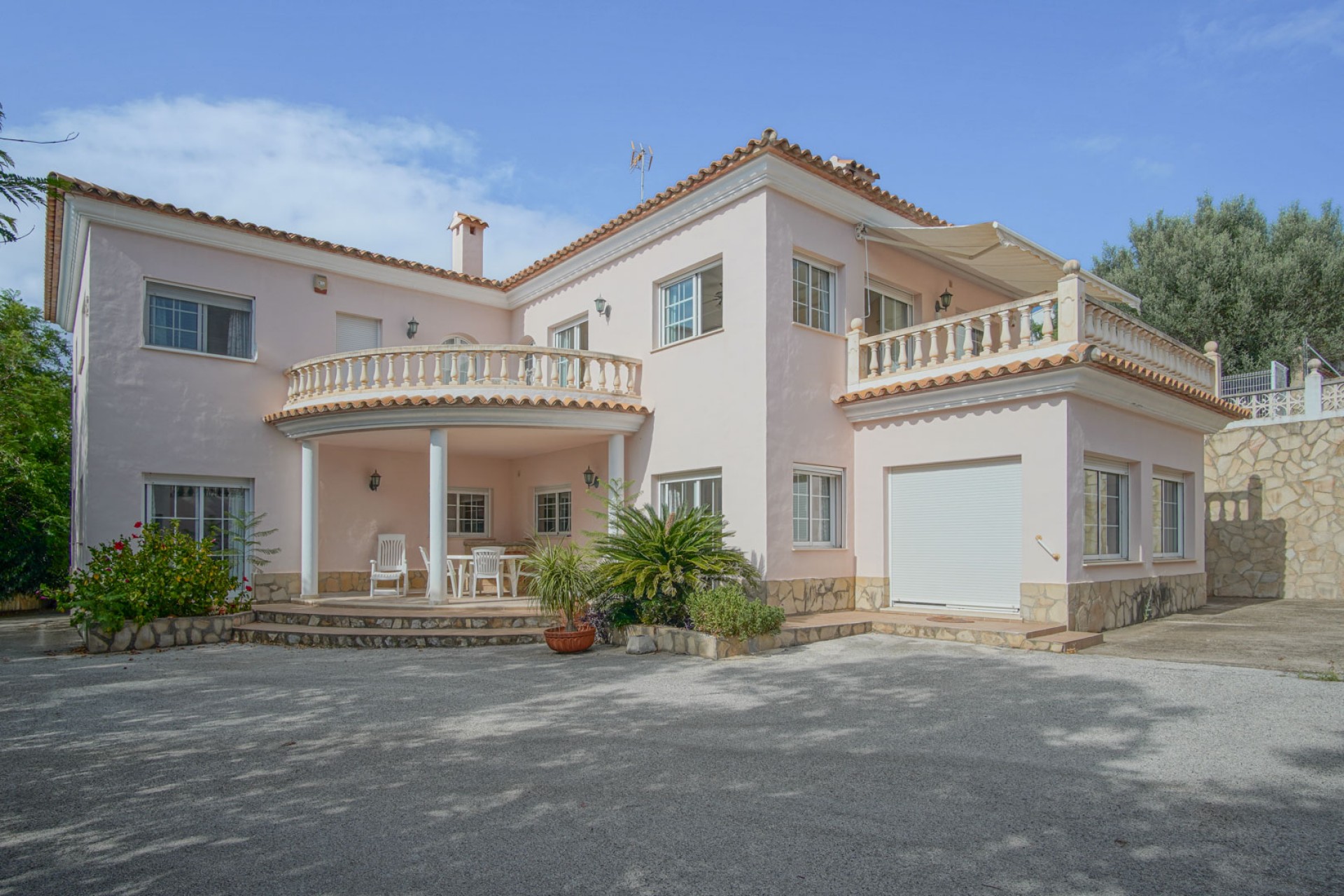 Resale - Villa -
Orba - Aspre