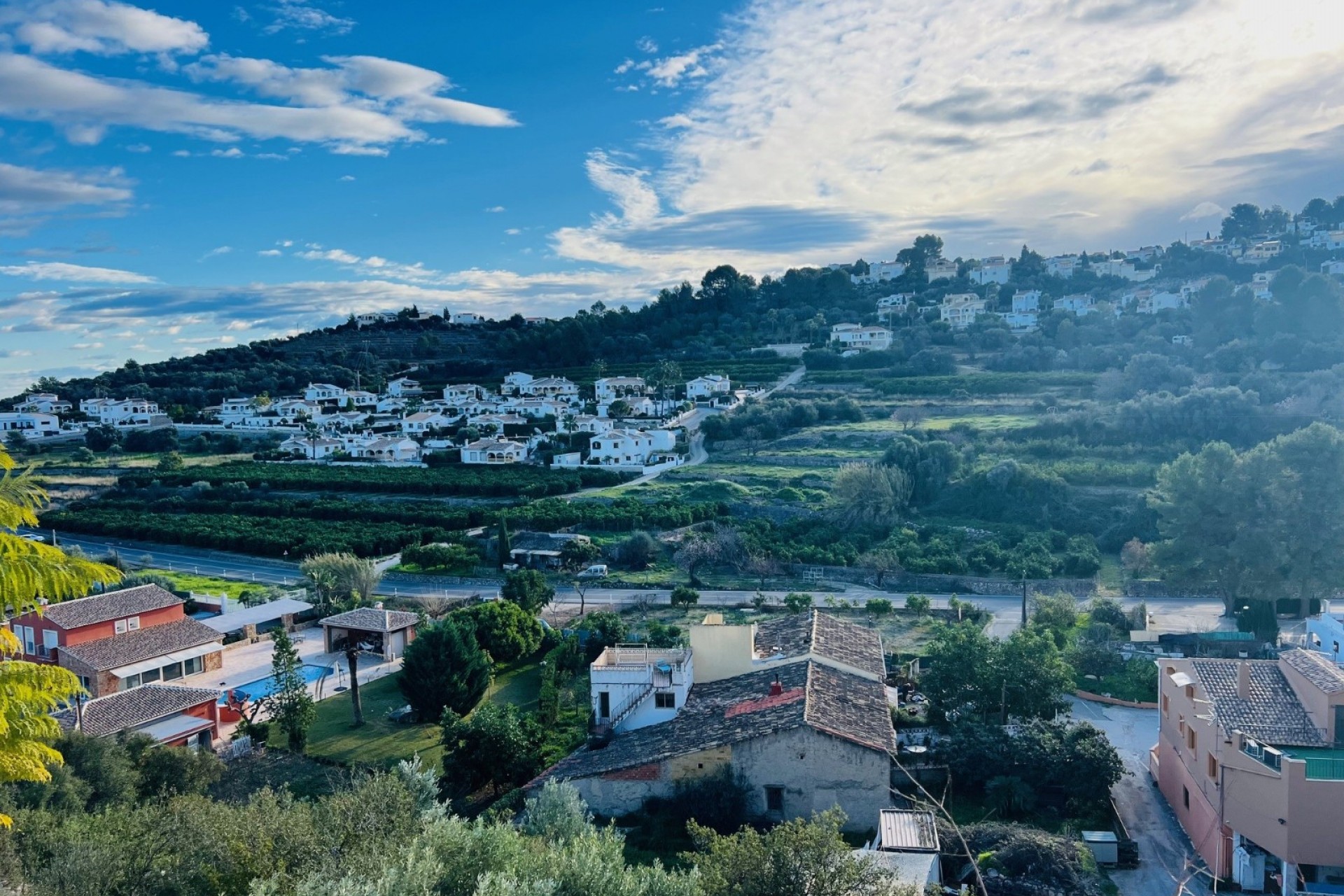 Resale - Villa -
Orba