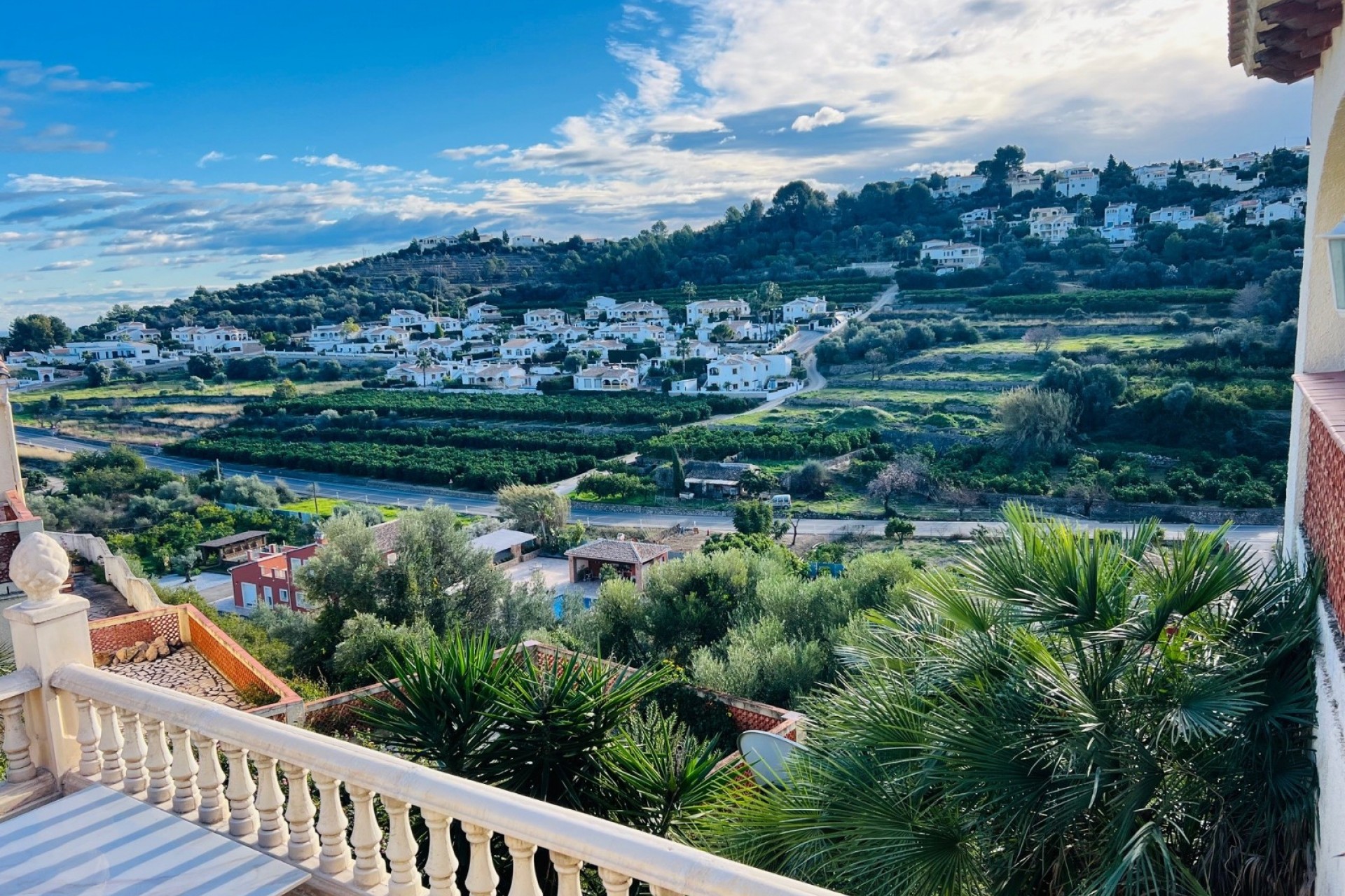 Resale - Villa -
Orba