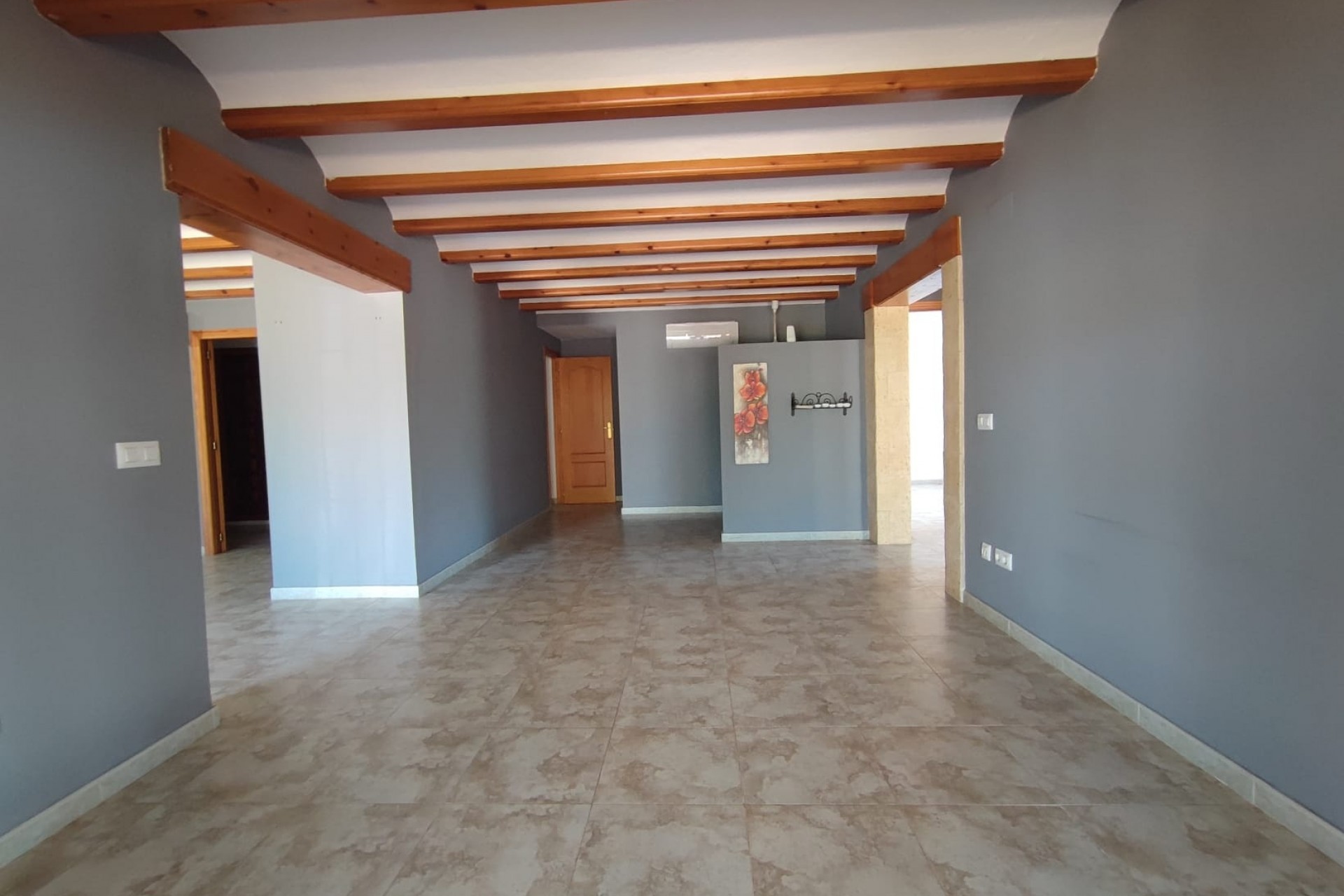 Resale - Villa -
Orba
