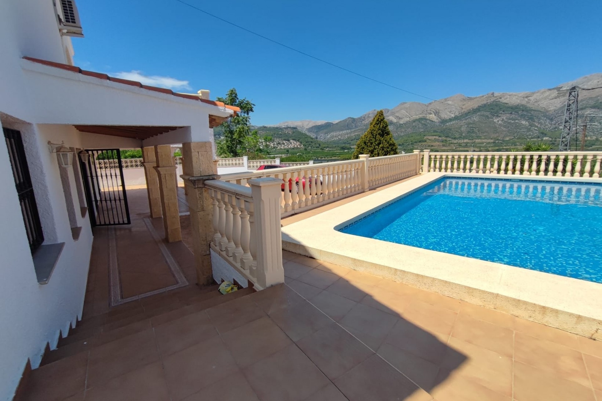 Resale - Villa -
Orba