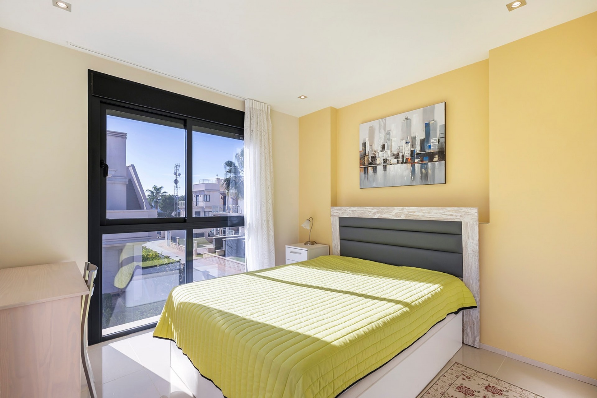 Resale - Villa -
Orihuela Costa - La Zenia