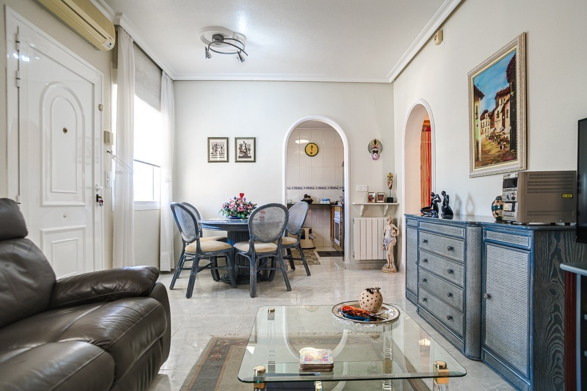 Resale - Villa -
ORIHUELA COSTA - Los Altos
