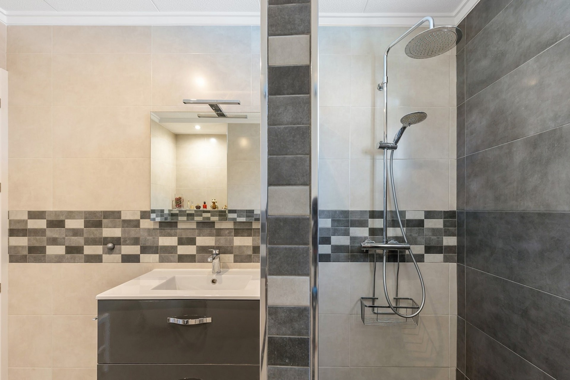 Resale - Villa -
Orihuela Costa - Punta Prima