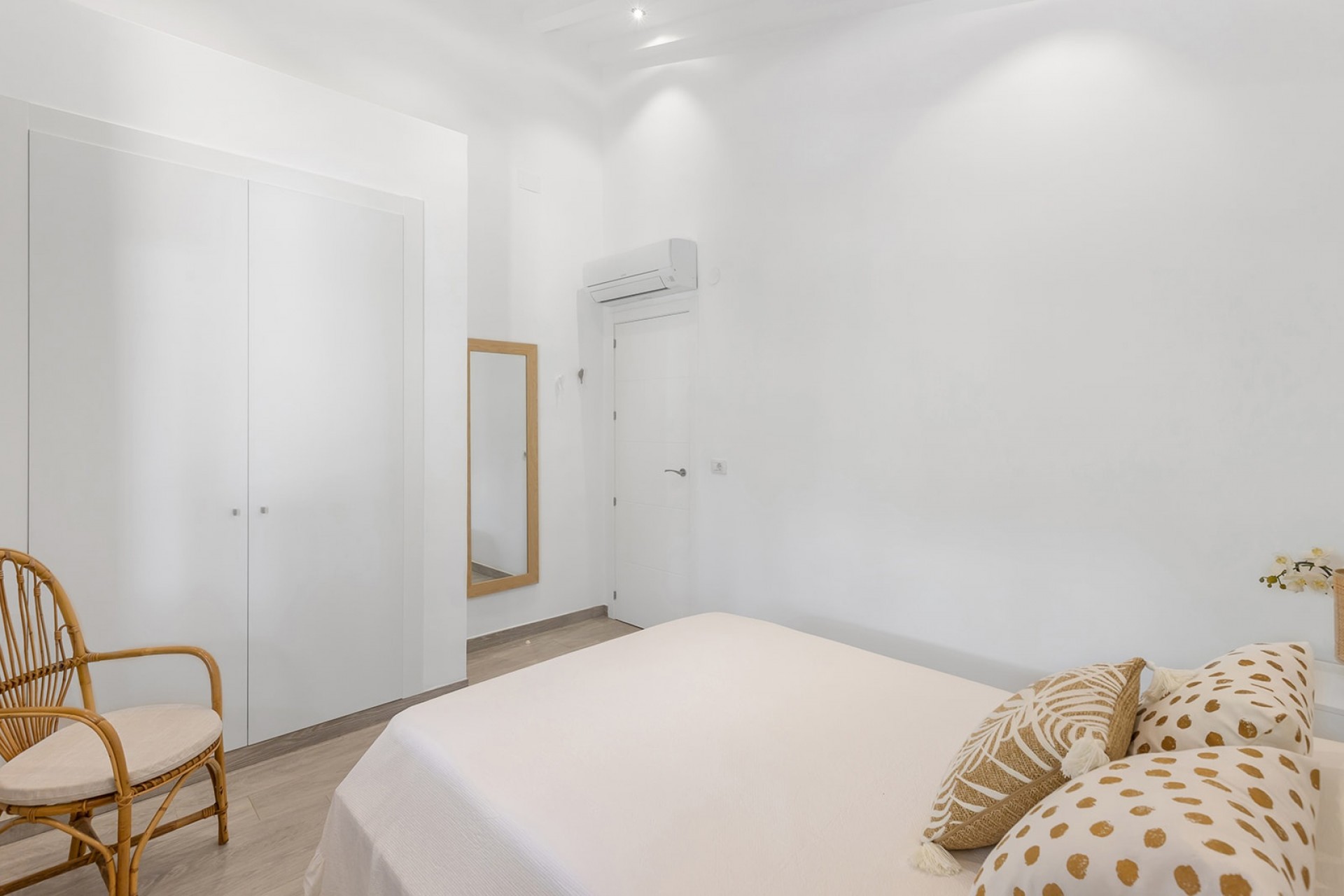Resale - Villa -
Orihuela Costa - Punta Prima