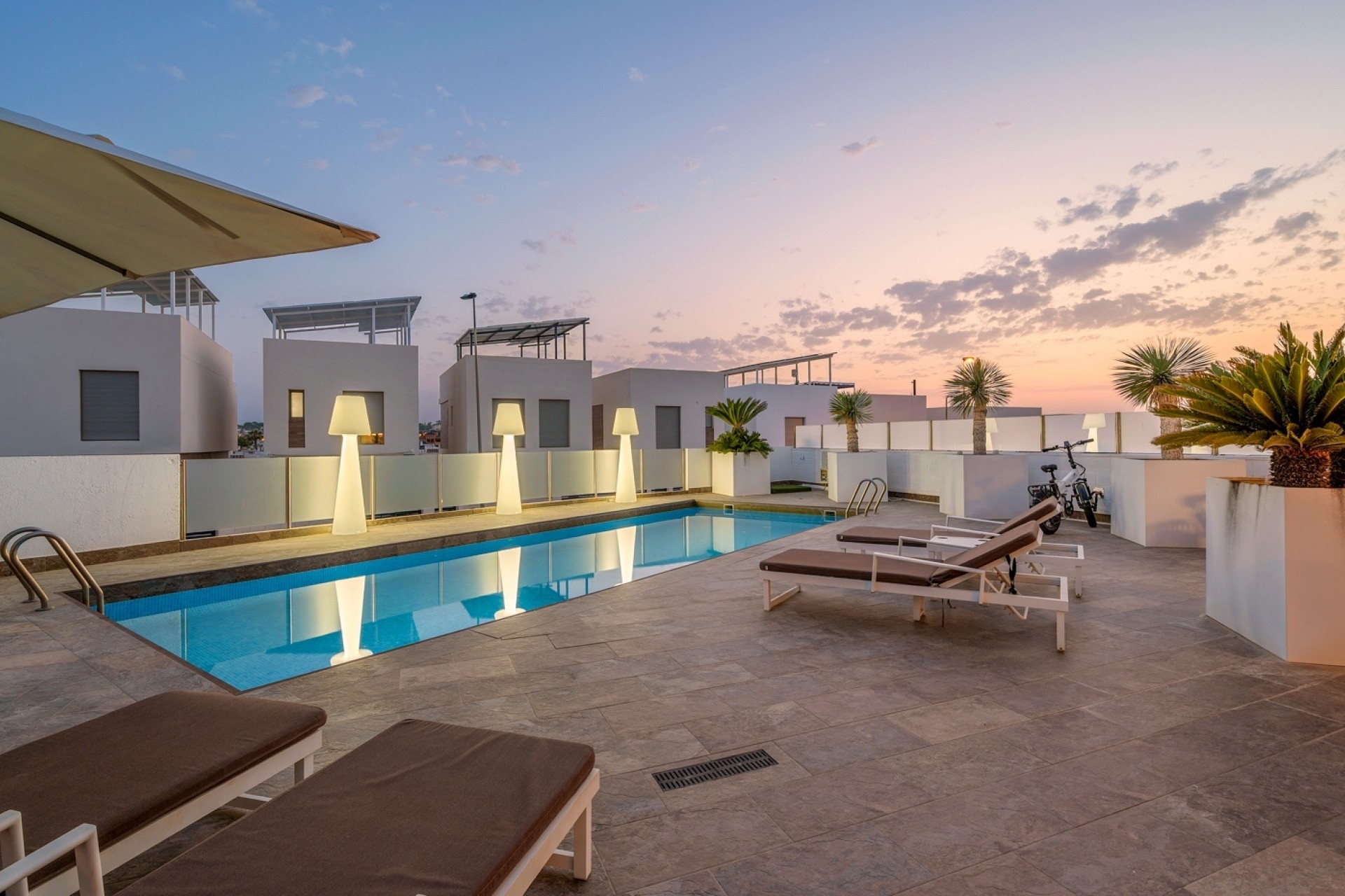 Resale - Villa -
Orihuela Costa - Villamartín