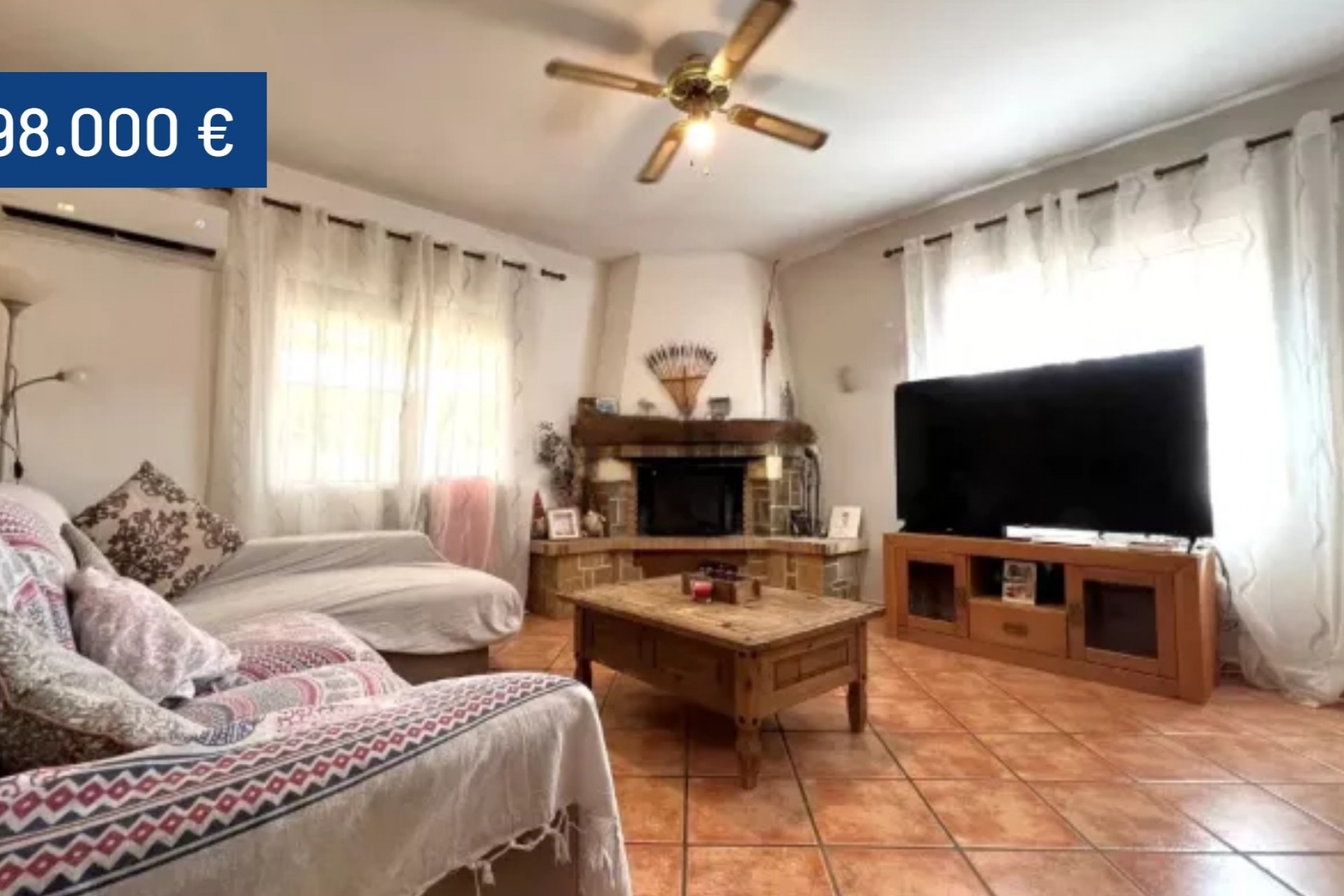 Resale - Villa -
Orihuela Costa