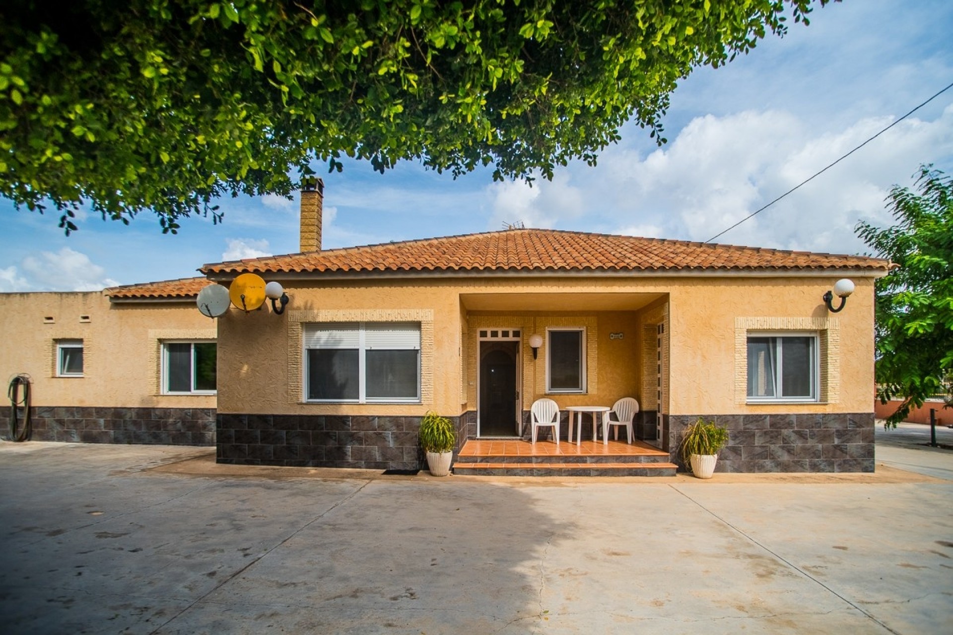 Resale - Villa -
ORIHUELA - La Matanza