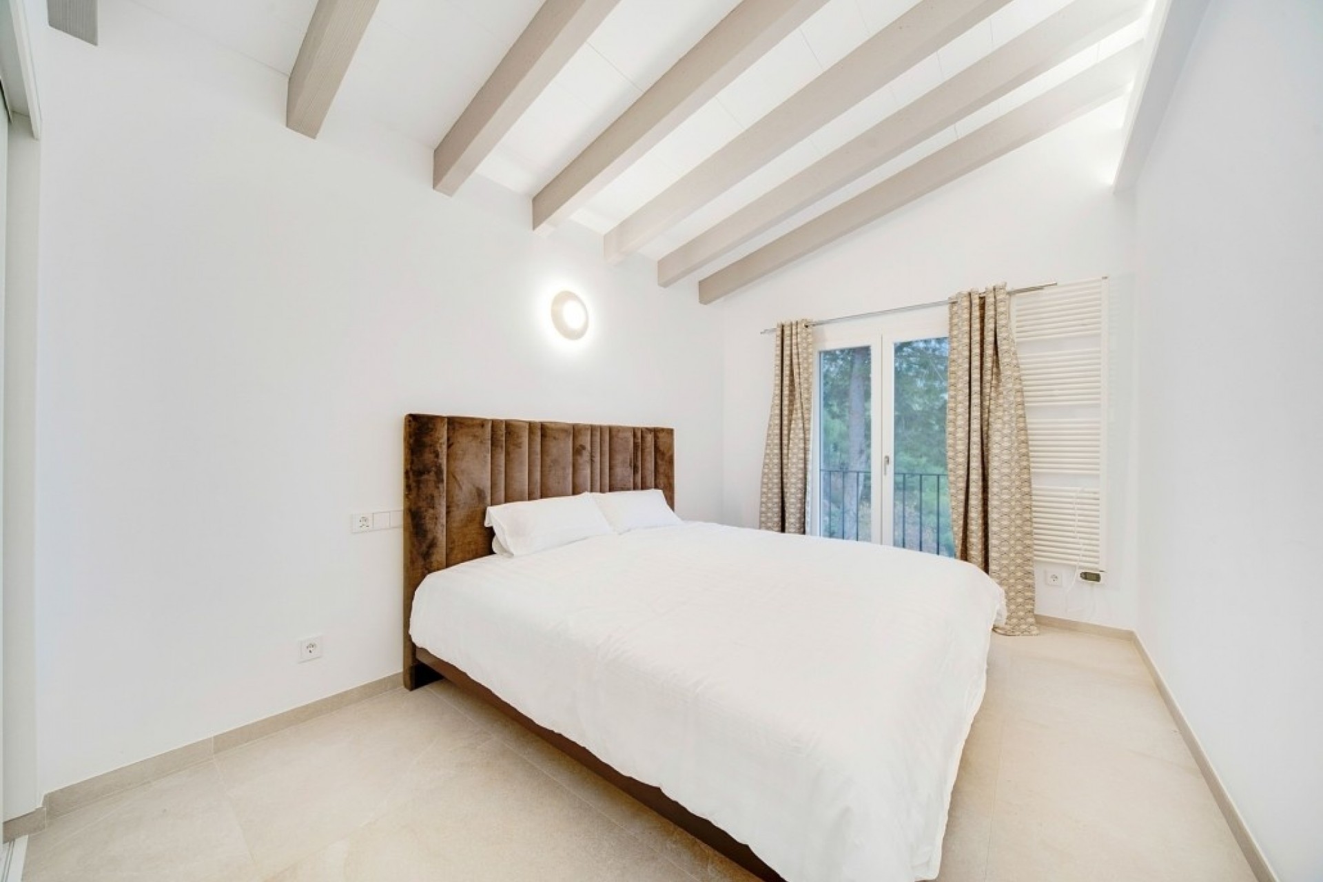 Resale - Villa -
PALMA - Son Vida