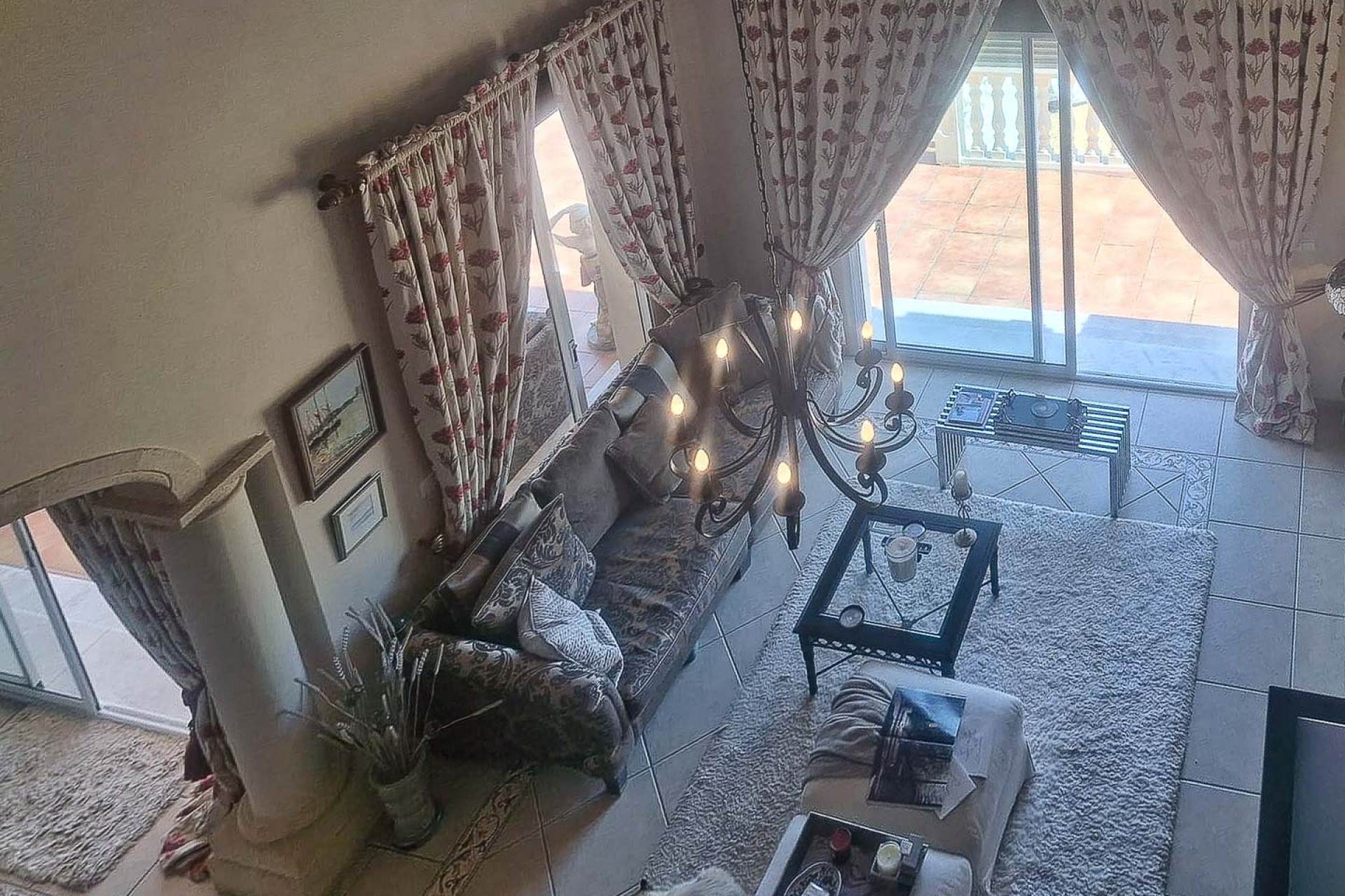 Resale - Villa -
Pedreguer - La Sella