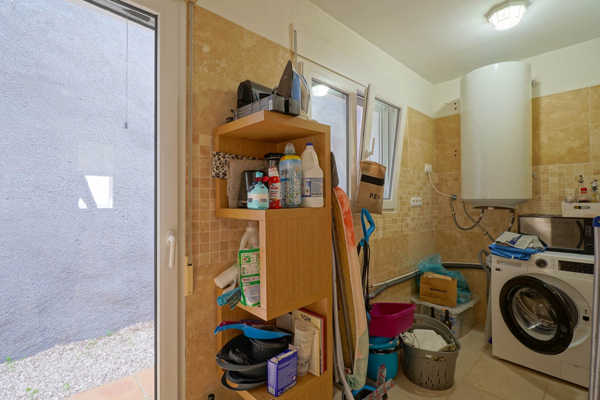 Resale - Villa -
Pedreguer - La Sella